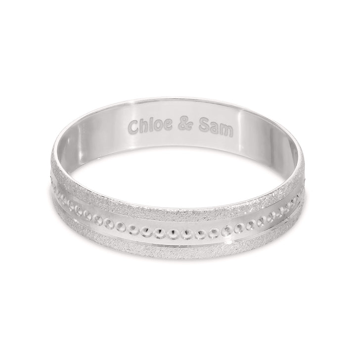 Personalised 9ct Yelow Gold or White Gold Bride Wedding Ring , 4mm Band Matt with Pips in the center